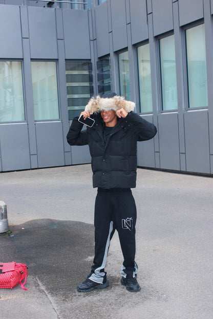 Levont flared jogger (black)