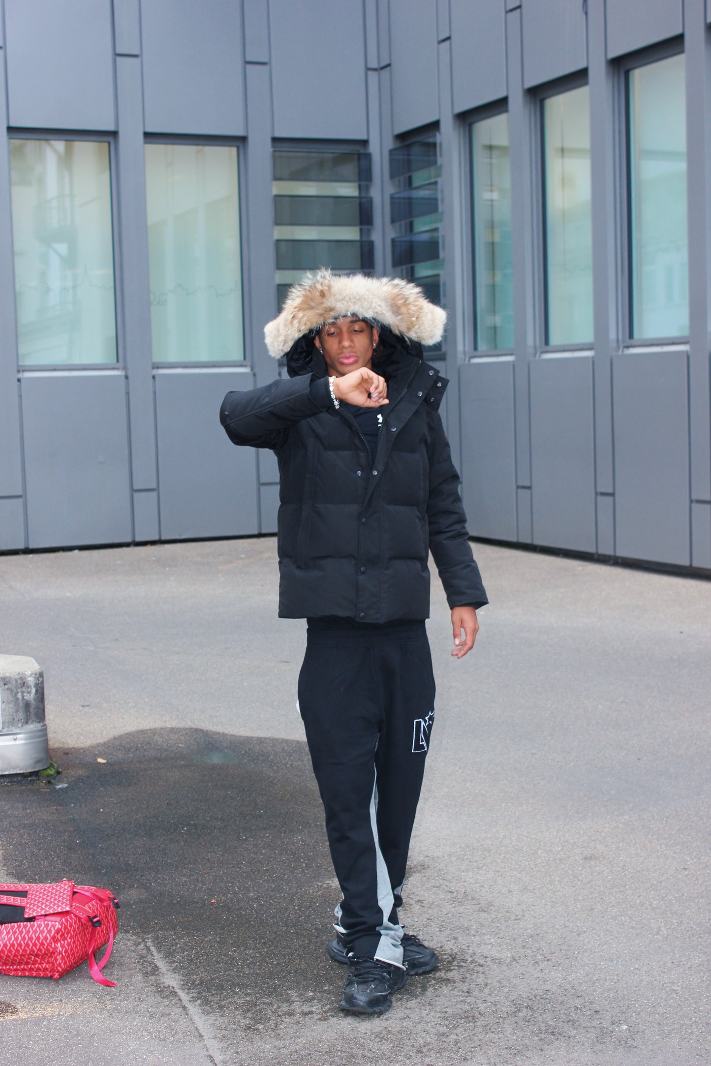 Levont Pants + Levont Bracelet (Combo Pack)